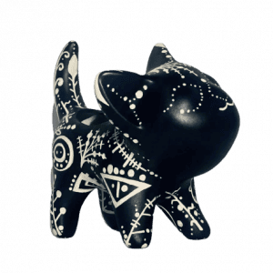 Piezas de ceramica con diseños Abstractos y Precolombinos